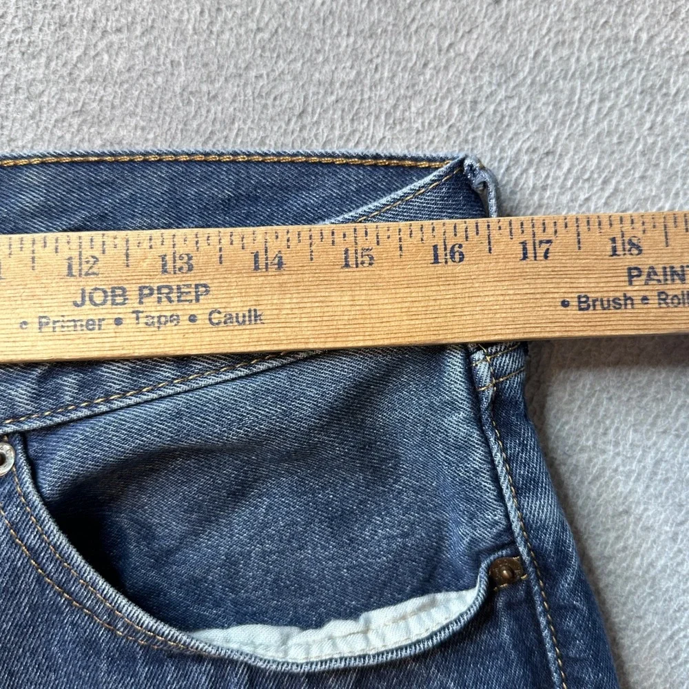 Levi's 505 Jeans Mens 34x30 (33x28) Straight Leg Blue Medium Wash Denim 5-Pocket
